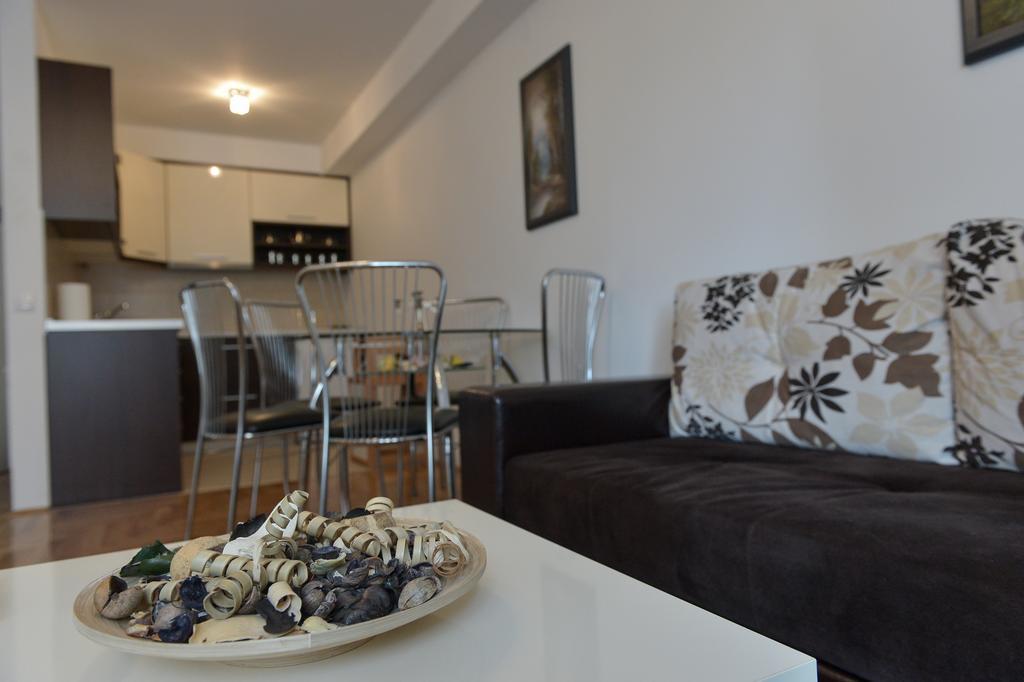 Park Srce Apartments Arandjelovac Δωμάτιο φωτογραφία