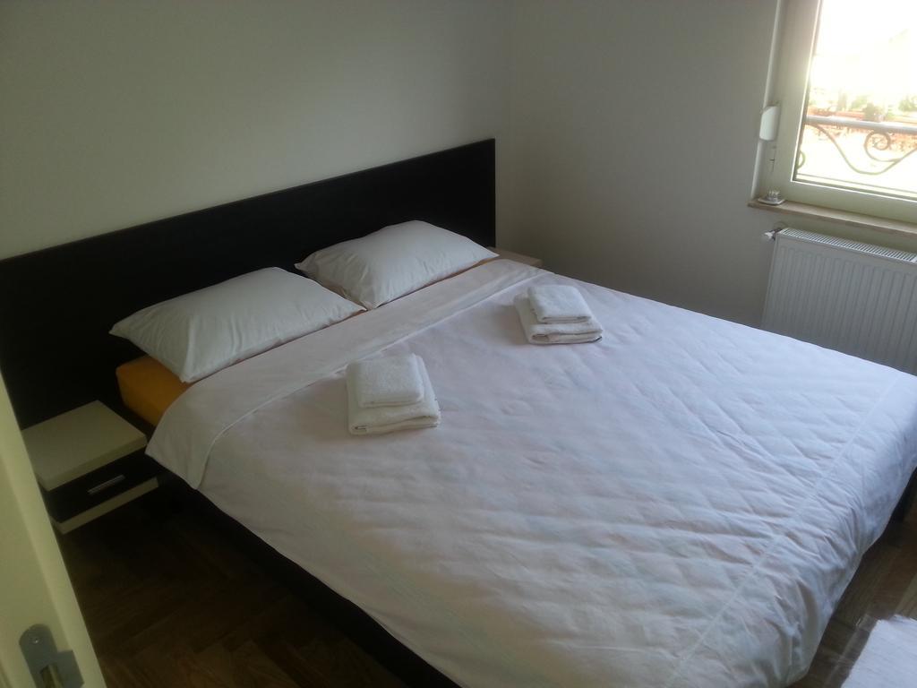 Park Srce Apartments Arandjelovac Δωμάτιο φωτογραφία