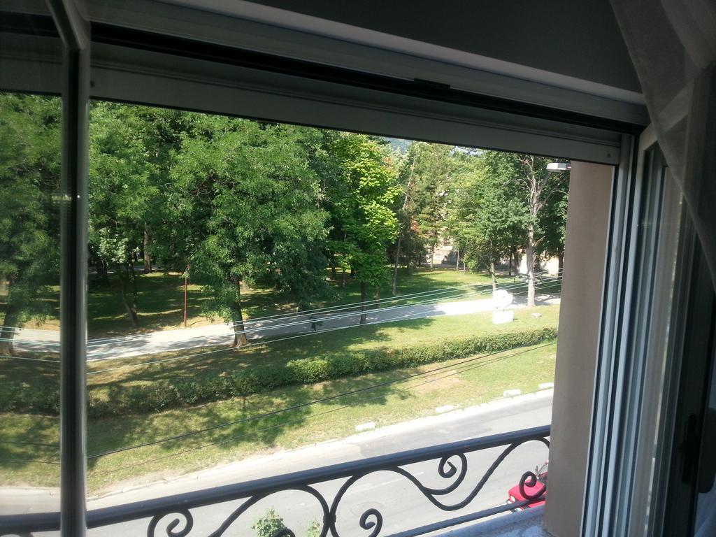 Park Srce Apartments Arandjelovac Δωμάτιο φωτογραφία