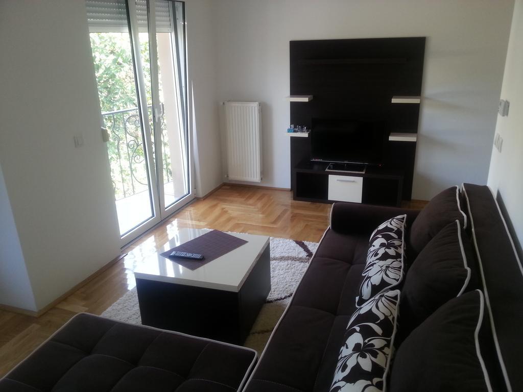 Park Srce Apartments Arandjelovac Δωμάτιο φωτογραφία